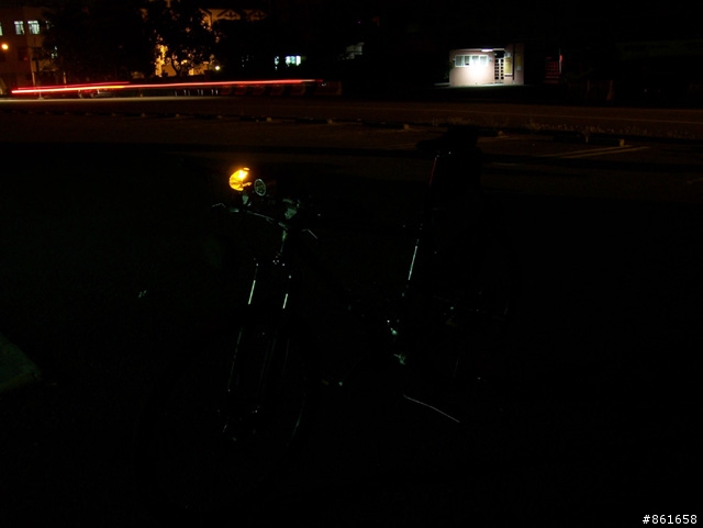[不專業車燈測試]過去的那個光之便宜又大碗 D-light CG-104 鹵素燈（8/14新增初改完成）
