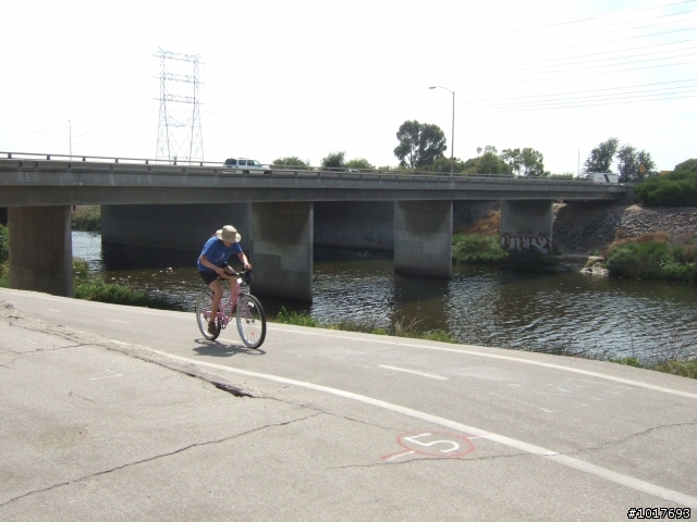 [LA遊記] 從荒地到海天無邊 - San Gabriel River Bike Route (圖多)