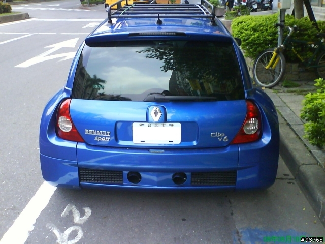 Clio V6...