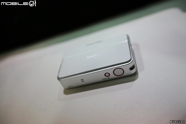 SONY..T2的送修..怎會這樣!..宇宙史上第一台合體T2...