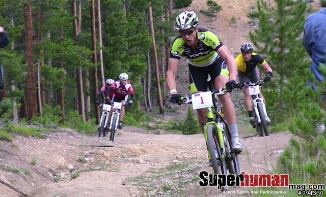 最近  阿姆斯壯 也"潦" 下去比賽登山車了 (影片與照片)