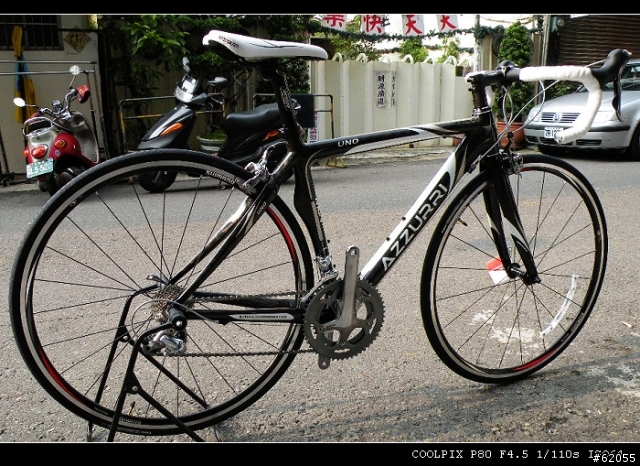 [分享]AZZURRI公路車