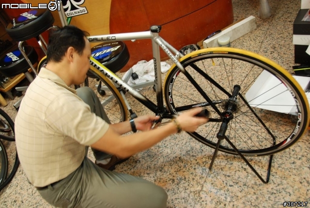 低調的黃領紳士：PINARELLO GALILEO