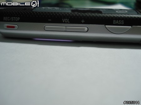[開箱] FEEL MY HEART  Walkman NWZ-B135F