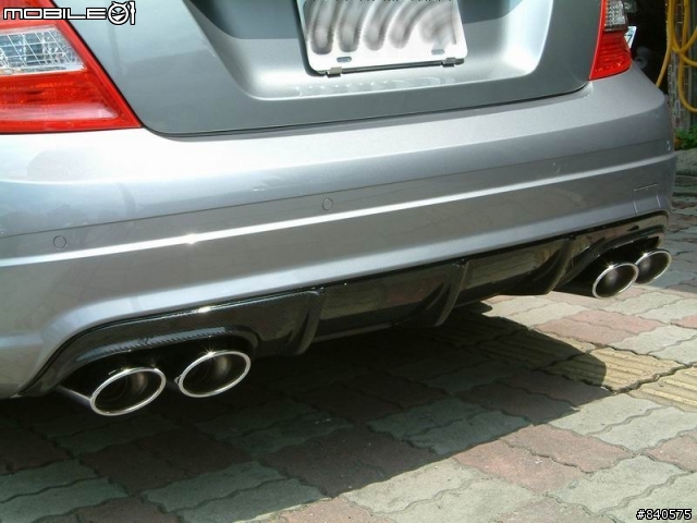 C63四出排氣管及方向盤完工