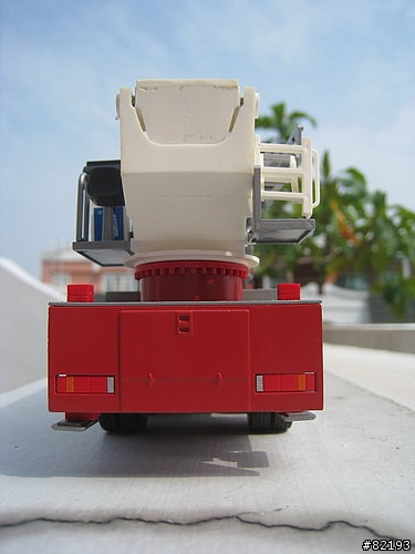 當真車邂逅模型車~會激起什麼火花?