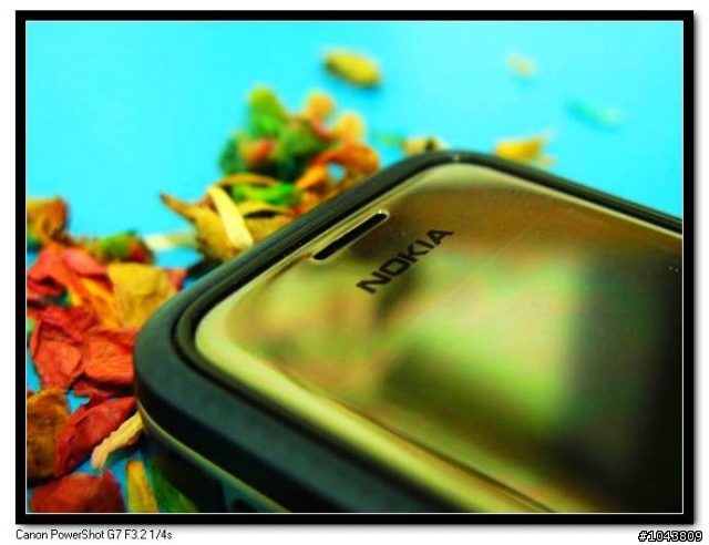 手機也能 張‧藝‧謀？！NOKIA 7310 Supernova 的 十‧面‧埋‧伏