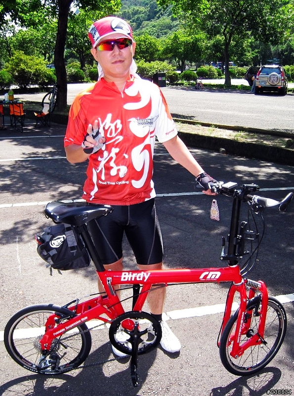 [祝賀]極樹 車衣設計者~阿華田8/17生日快樂!