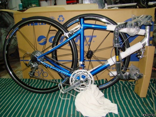 [DIY開箱]08 GIANT OCR 2 藍銀 跑第七 Ultegra SL大盤