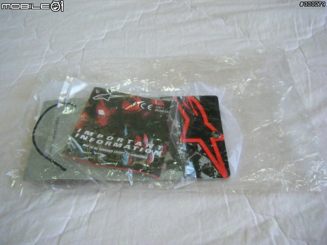 [分享]燒喔~alpinestars最新款短手套 GP-X GLOVE登場
