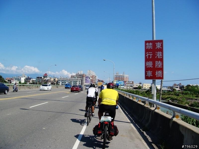 【環島遊記】DAY2 路竹→墾丁大街