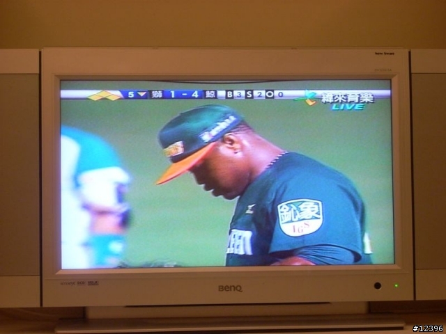 BenQ液晶電視的問題? 一條黑線!