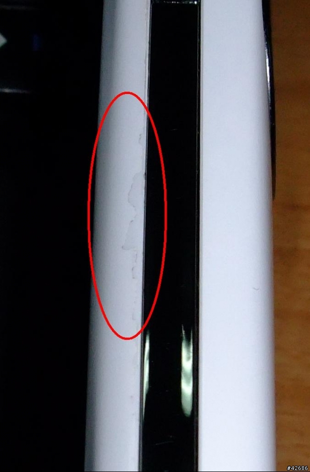 HTC TOUCH COLOR 白色鋼琴烤漆掉漆