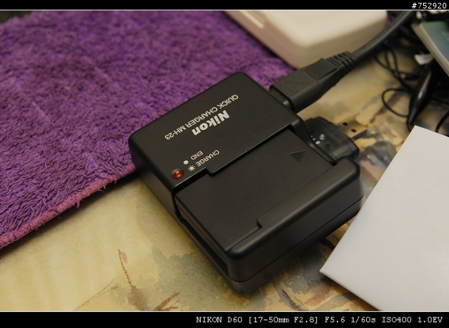 ★ 史上最無聊最便宜開箱文 Nikon D40 D40x D60 專用副廠電池 EN-EL9