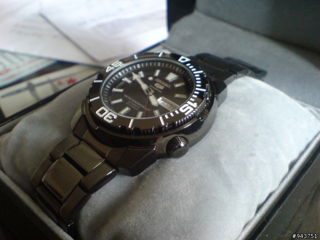 [新錶分享] SEIKO 5 黑鋼機械表