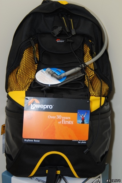 [開箱] Lowepro DryZone Rover