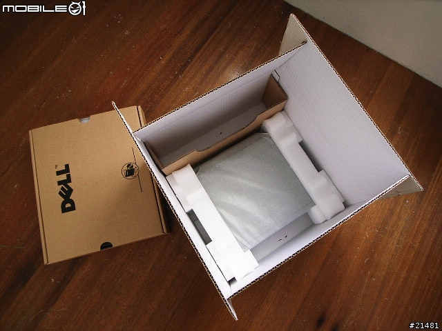 [簡略的開箱] Dell Precision M4400補上3DMARK成績