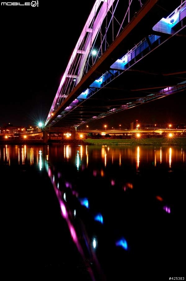 [分享] 第一次新鏡頭夜景照 BY Nikon AF-S 16-85mm f/3.5-5.6G ED VR