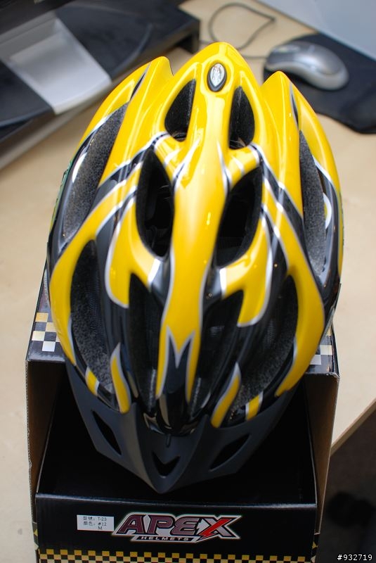 [ 分享 ] 搶救633  APEX T23 自行車帽  開箱文