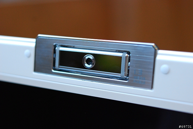 [分享]ASUS F8VR(雪皓白)