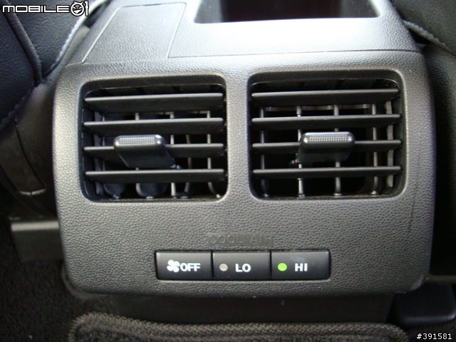 [分享]全新Mazda5 + iPhone3G = 兼具駕駛樂趣和通訊科技的雙重享受 !!