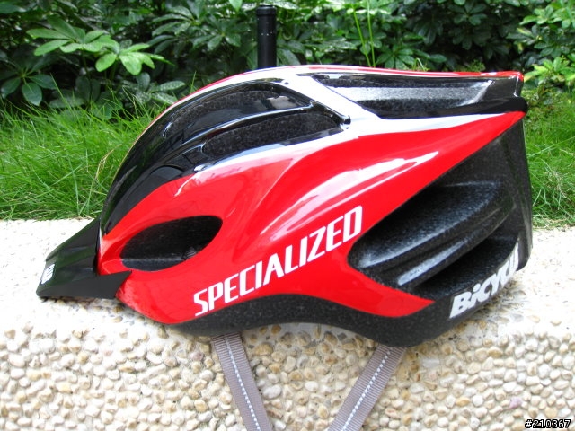 [分享] 閃電 Specialized M5 & 全套XTR & OGK 安全帽 （34張圖，請耐心欣賞 ... 給點小小建議吧～）