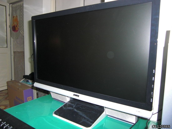 遲來又不專業的BENQ-E2200HDA開箱文