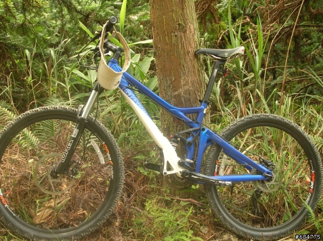 廣東佛山台勞騎行佛山第一峰記錄之二