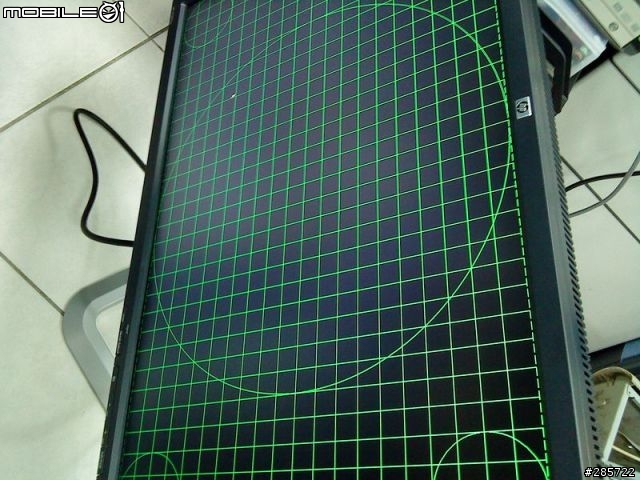 低調發個開箱照(HP-LP2475W)
