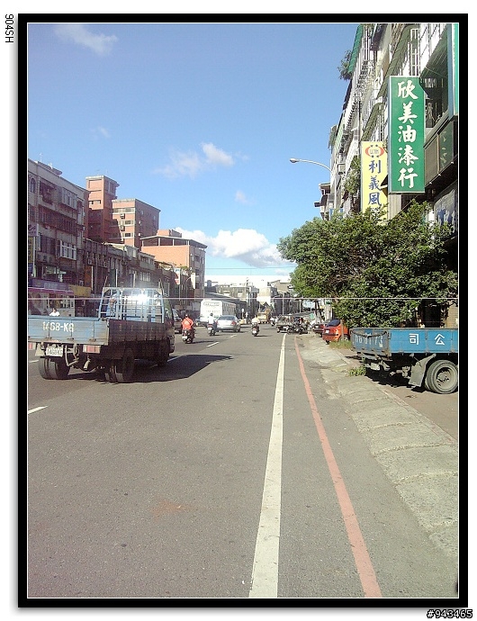 發現一條路~這條路~不是偉大的航道~而是...通往光復橋的安全道路...