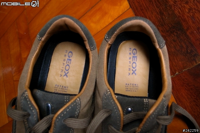 [分享] 透氣的 GEOX 休閒鞋
