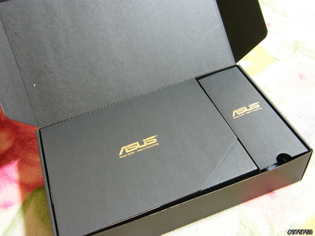 [開箱]AMD 四核 HD9550 VS 三核 HD8450之DIY組裝後山豬馬克分數實測