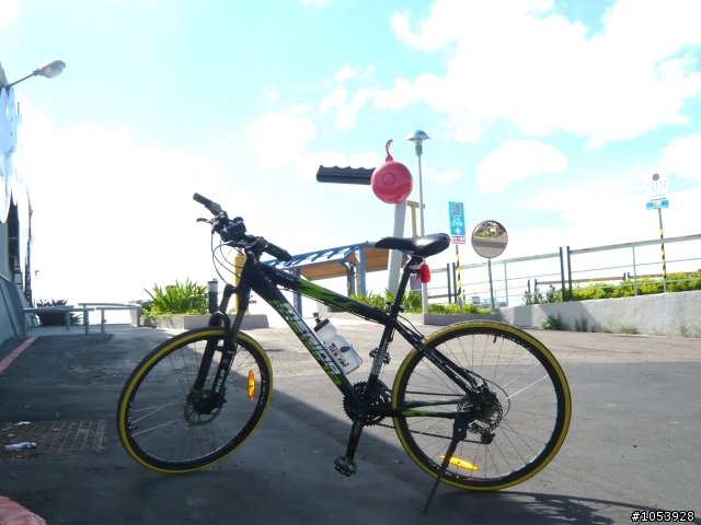 2008/09/26（五）終於登上大屯山主峰—找到助航台