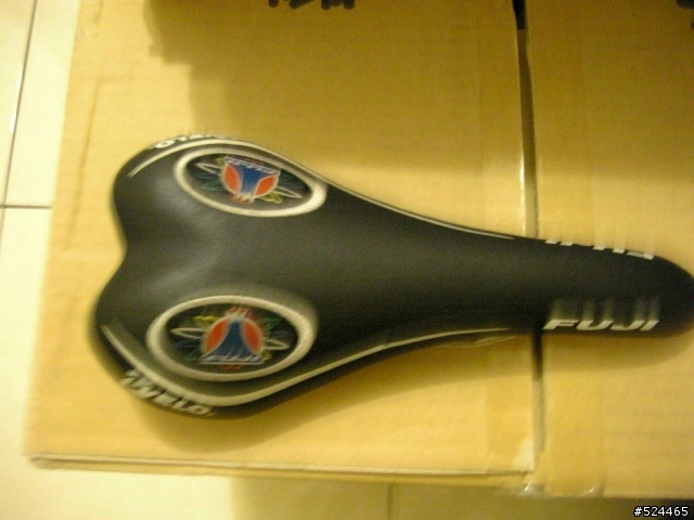 [分享]終於加入公路車的行列了,新車FUJI TEAM RC分享