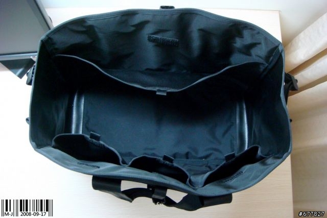 日標-吉田Porter"購物袋"--HEAT TOTE BAG (22吋螢幕帶著走~)