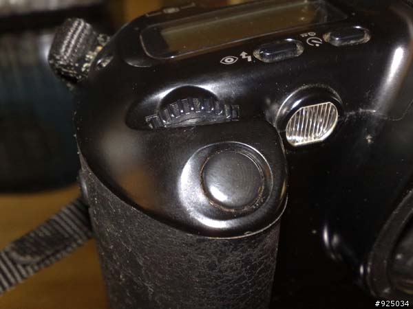 櫃裡爸爸的古董...EOS 500