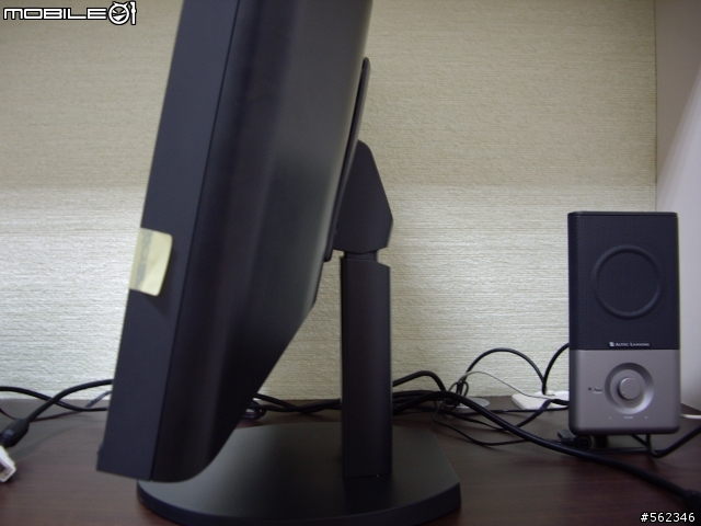[不專業簡易開箱]Decaview(FEELER) FV2600W 26吋HDCP寬螢幕