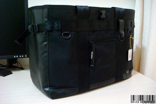 日標-吉田Porter"購物袋"--HEAT TOTE BAG (22吋螢幕帶著走~)