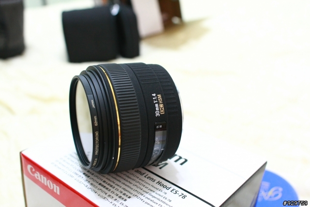 30mm f1.4