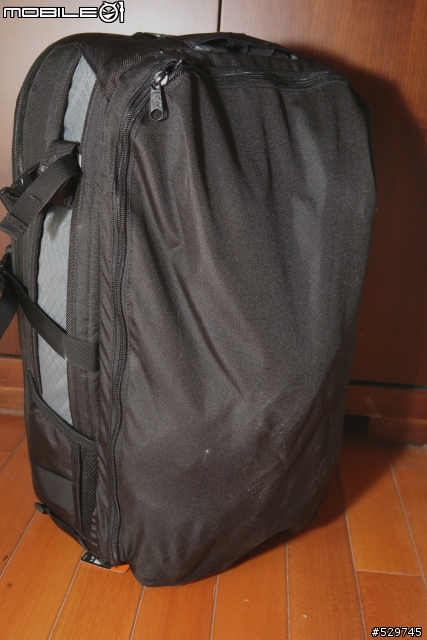 [分享] 完美的必殺大背包 Lowepro Vertex 300 AW 威達 300 AW (含筆電層) (圖多)