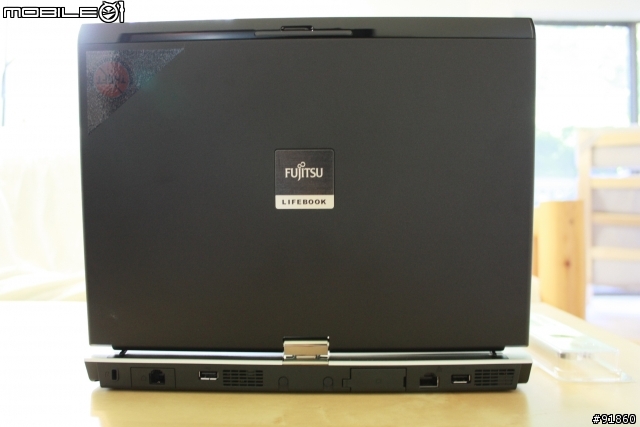 [簡易開箱分享] FUJITSU LIFEBOOK T5010