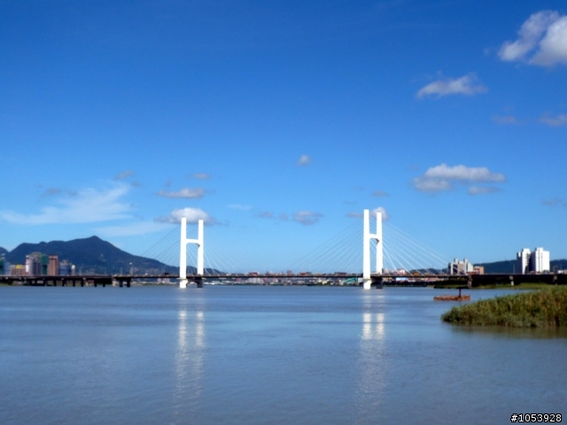 2008/09/26（五）終於登上大屯山主峰—找到助航台