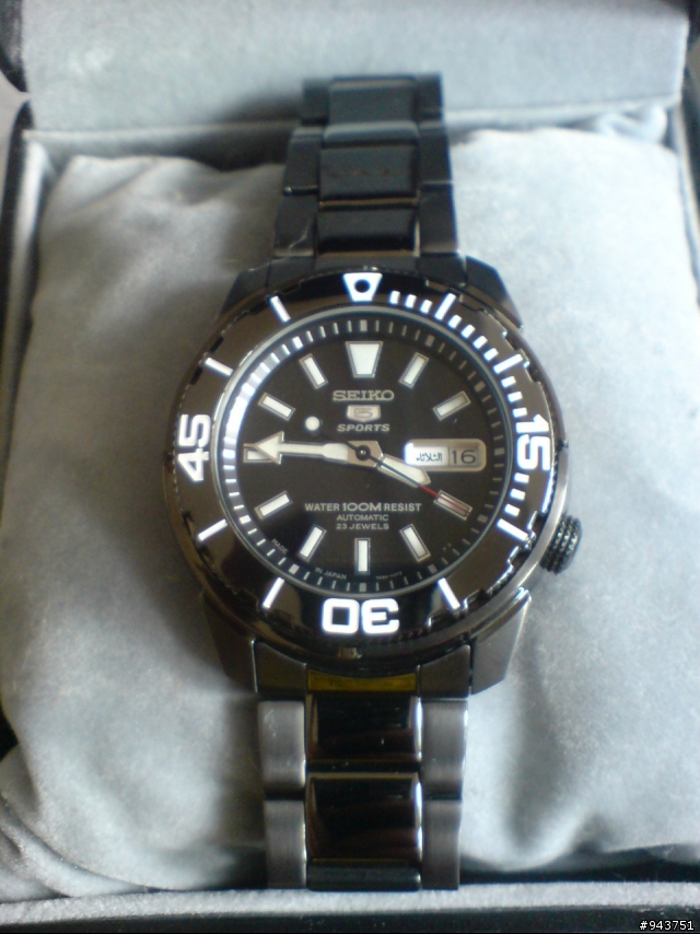 [新錶分享] SEIKO 5 黑鋼機械表