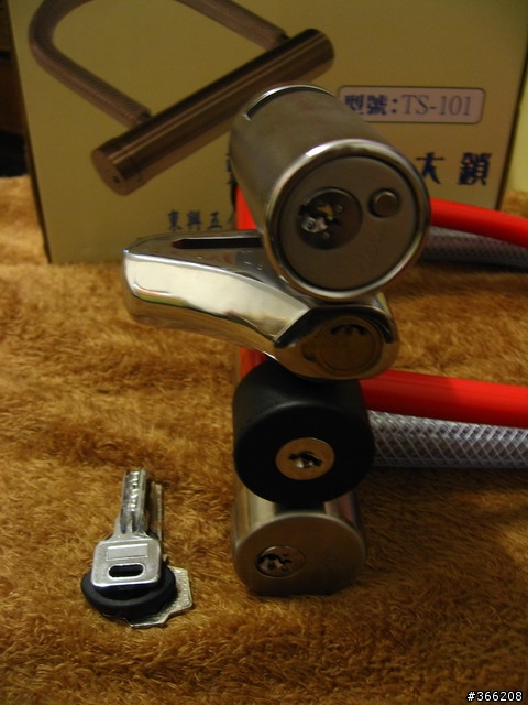 (分享) GSR尊爵灰 小細姨滿月日記+心得分享   新增 東興U型鎖+碟剎鎖分享