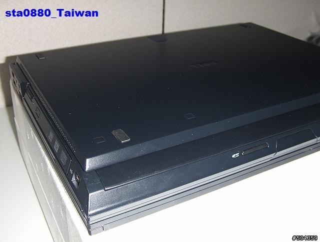 [開箱+解體文] Dell Latitude E6400 超完整開箱+小測試