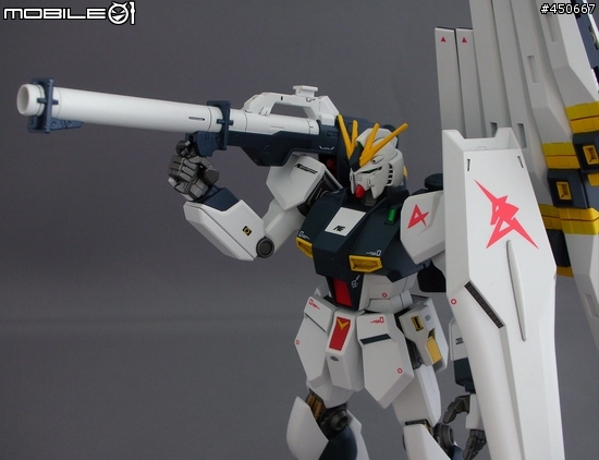 [分享]HGUC RX-93 ν Gundam ν 鋼彈