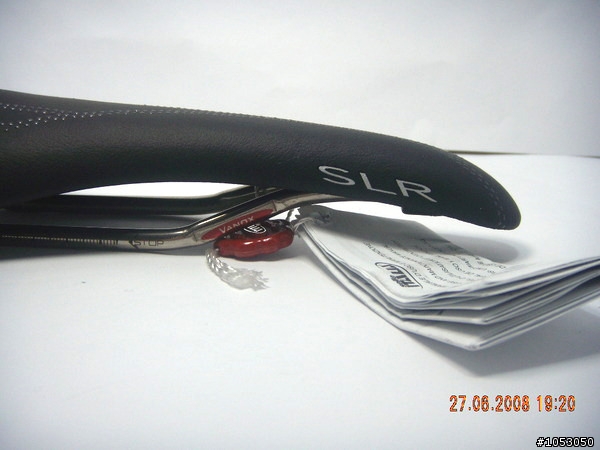 請問有誰用過這款Selle Italia SLR XC 釩合金弓碳纖底義大利製真皮坐墊  登山車適合嗎? 或是您有比較好的建議.