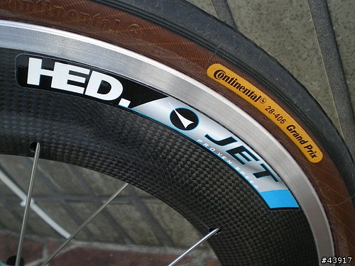 Alex Moulton Tiffany TSR RED20 之直衝20層樓頂
