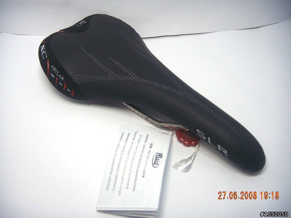 請問有誰用過這款Selle Italia SLR XC 釩合金弓碳纖底義大利製真皮坐墊  登山車適合嗎? 或是您有比較好的建議.