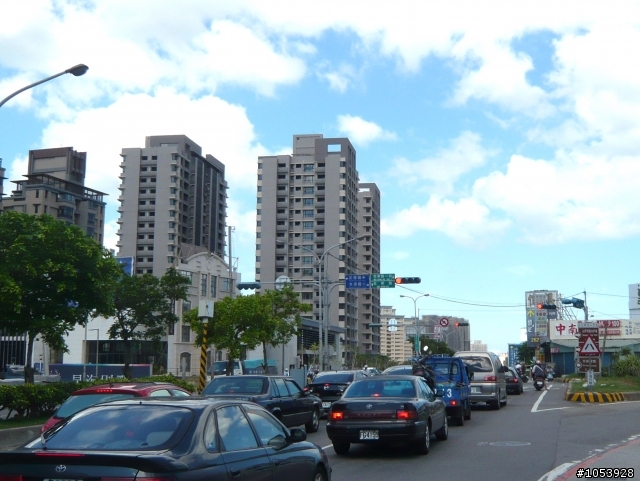 2008/09/26（五）終於登上大屯山主峰—找到助航台